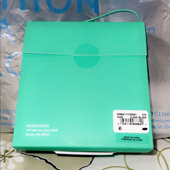 Sterling Silver Round Cut CZ Studs - 2.00 ctw
NORDSTROM RACK - Picture 3 of 4